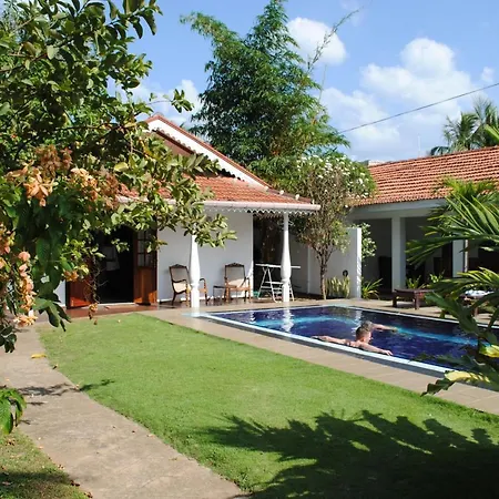 Sujeewani Villa Negombo Exterior foto